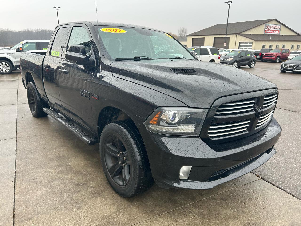 RAM 1500 Sport Quad Cab 4WD 2017