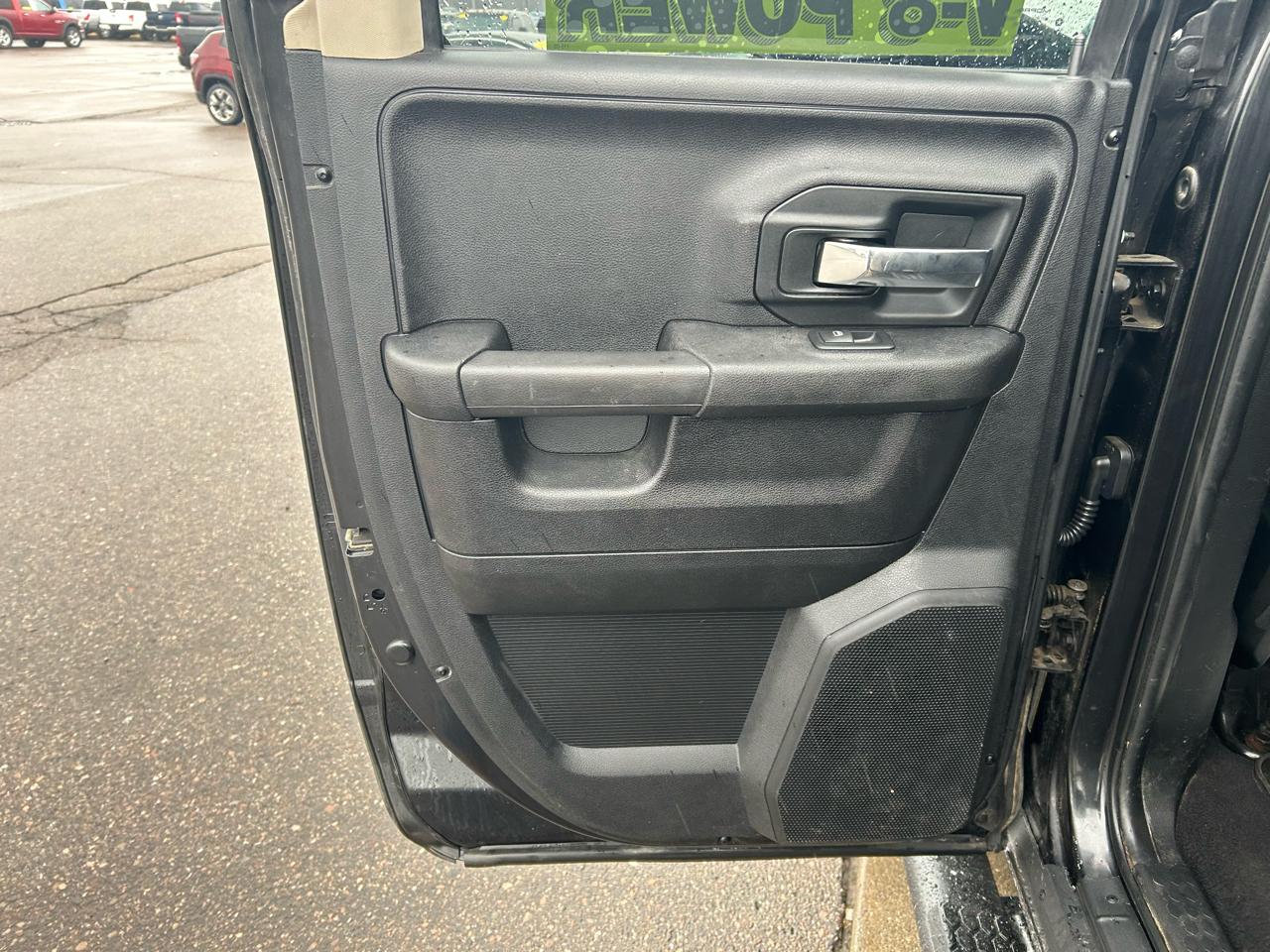 RAM 1500 Sport Quad Cab 4WD 2017