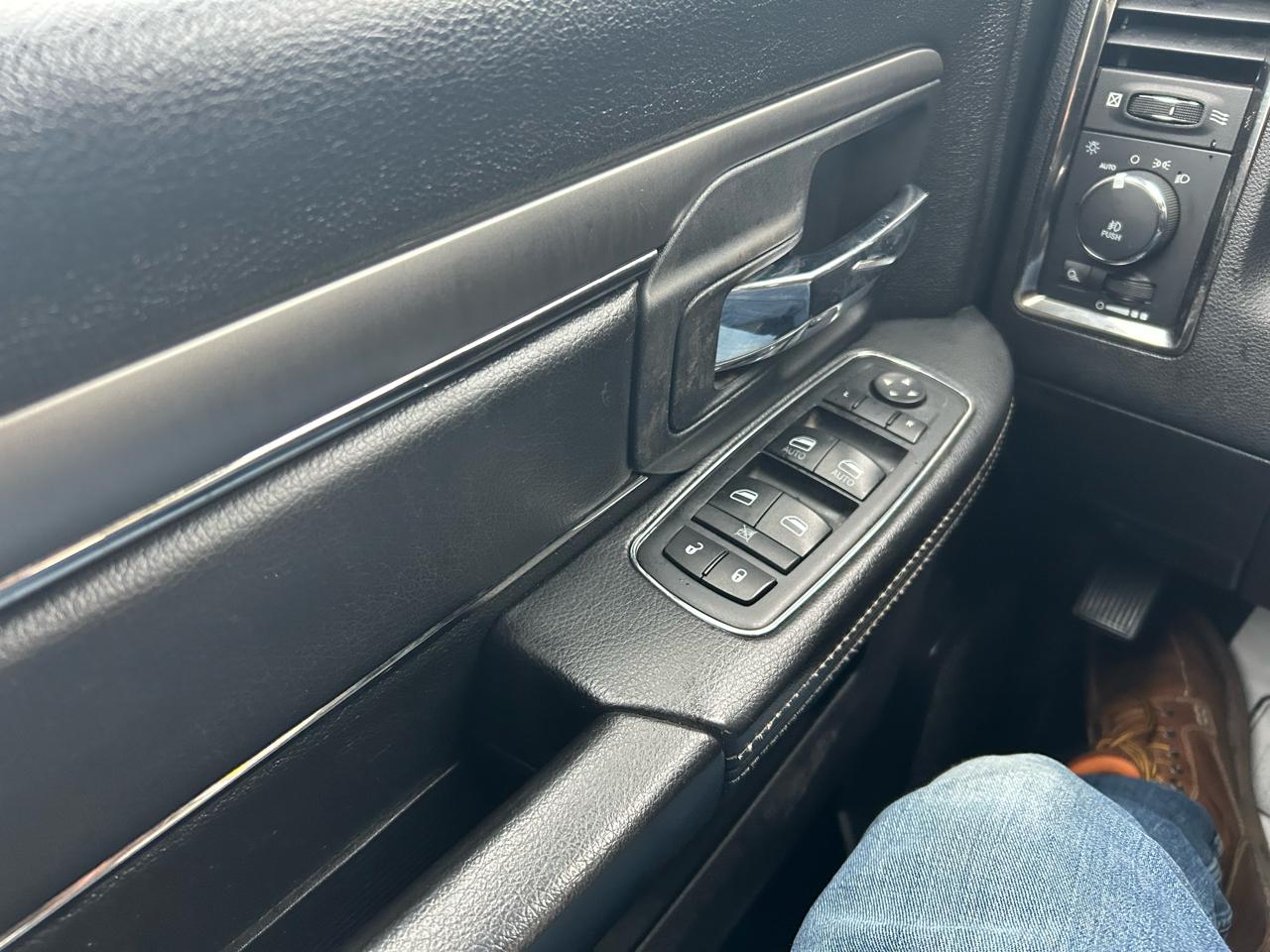 RAM 1500 Sport Quad Cab 4WD 2017