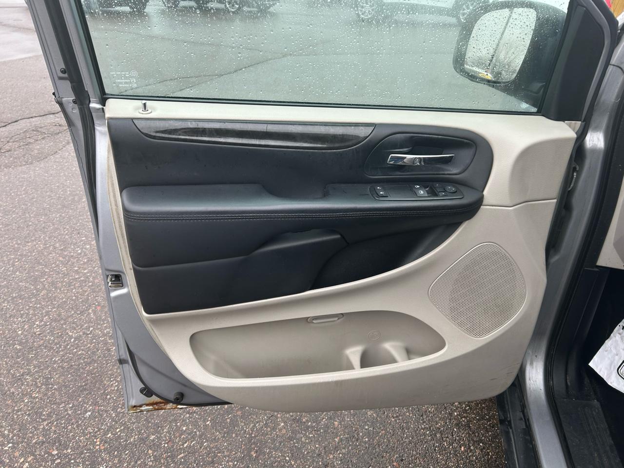 Dodge Grand Caravan SE 2014