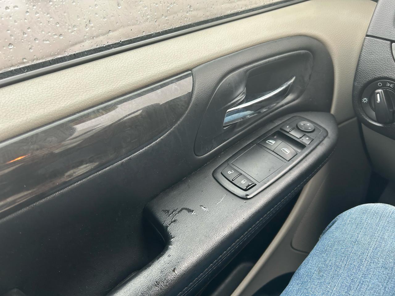 Dodge Grand Caravan SE 2014