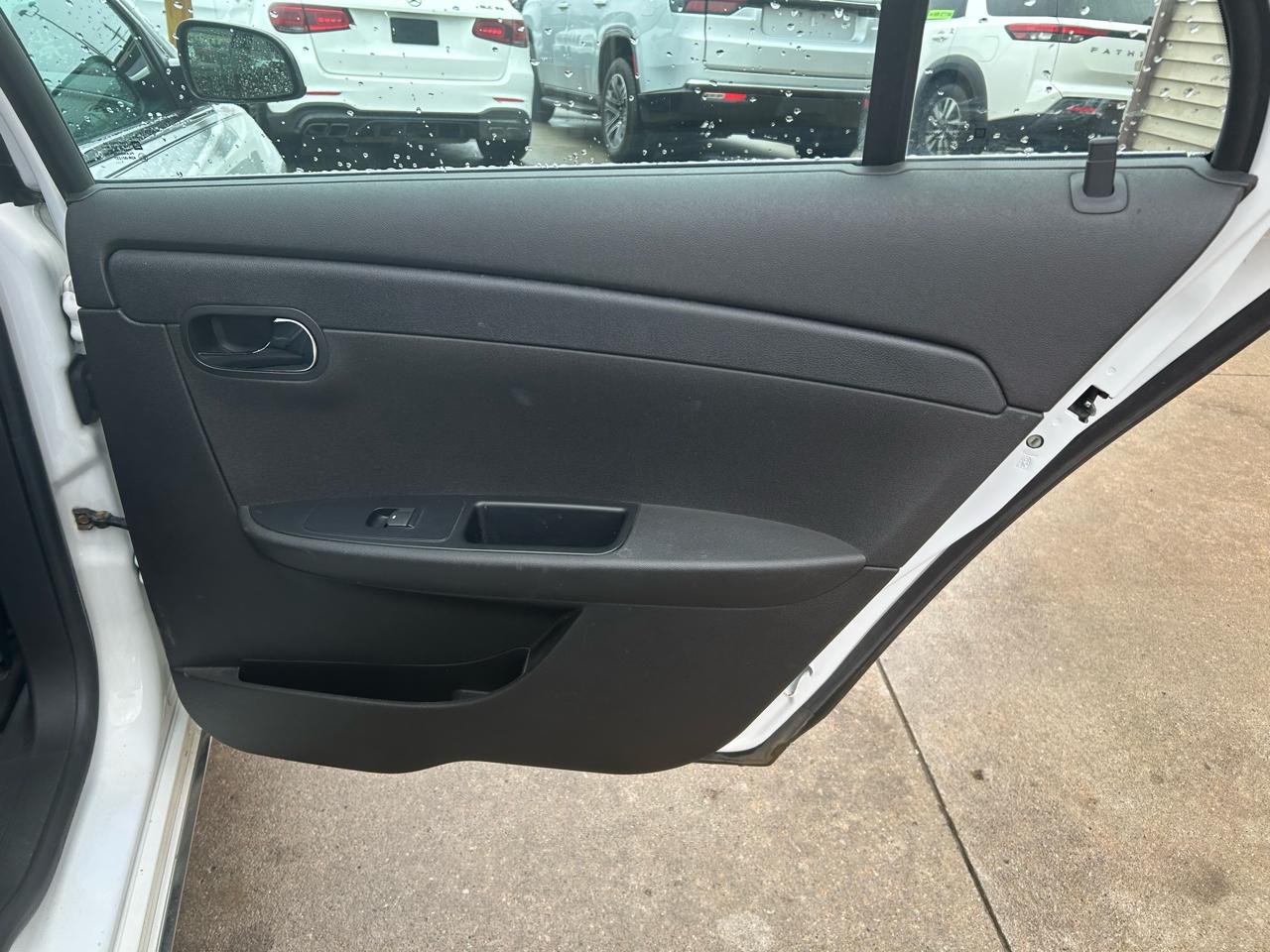 Chevrolet Malibu 1LT 2012