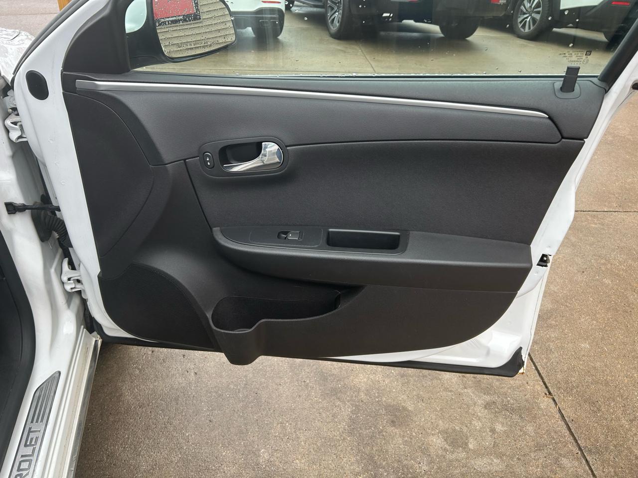 Chevrolet Malibu 1LT 2012