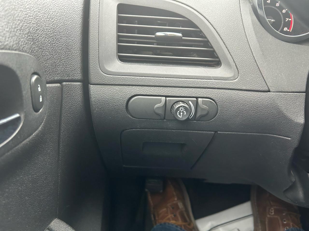 Chevrolet Malibu 1LT 2012