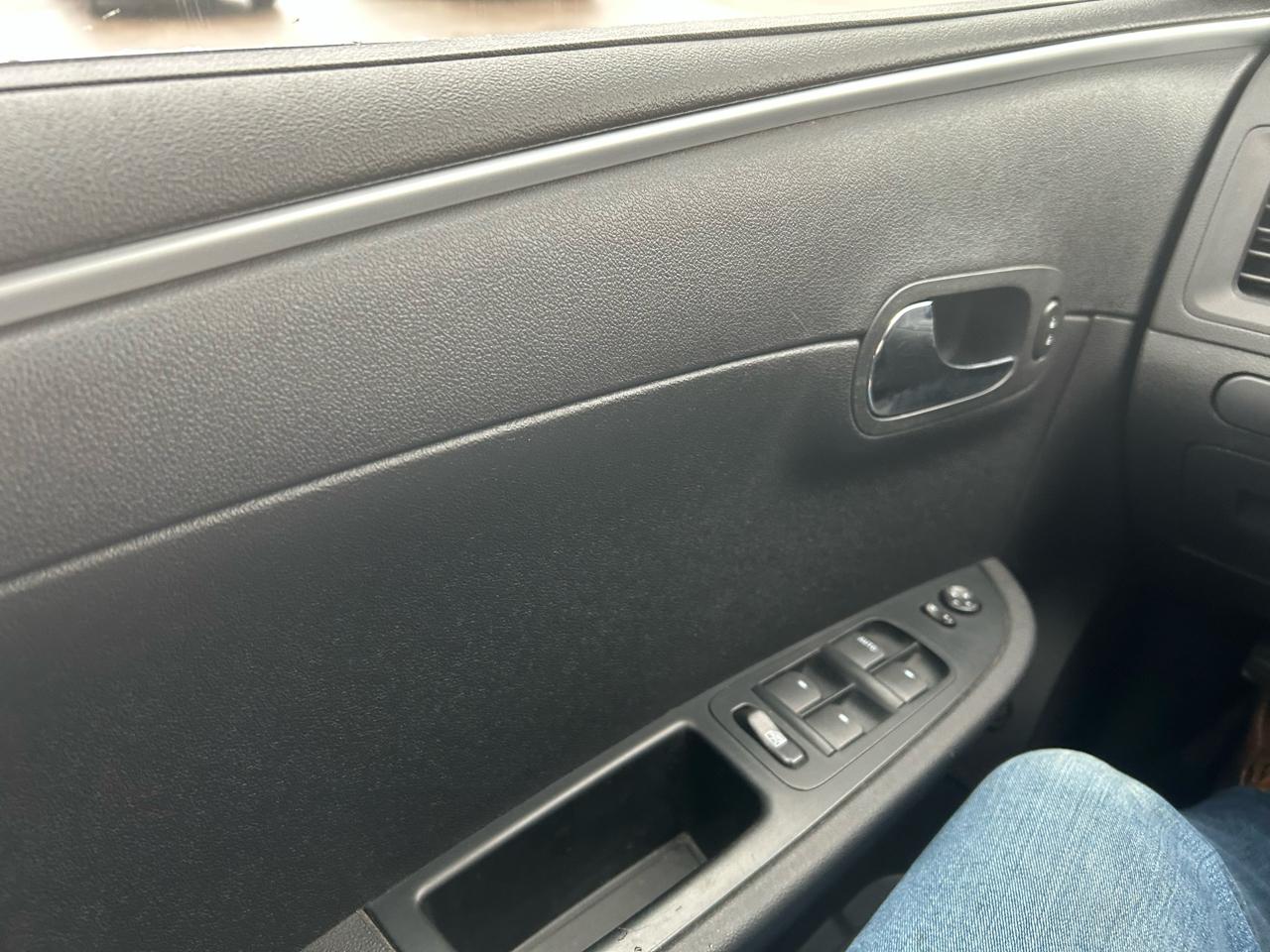 Chevrolet Malibu 1LT 2012