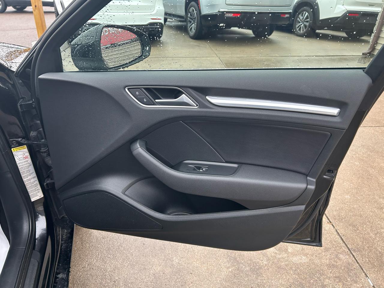 Audi S3 2.0T Premium Plus quattro 2015