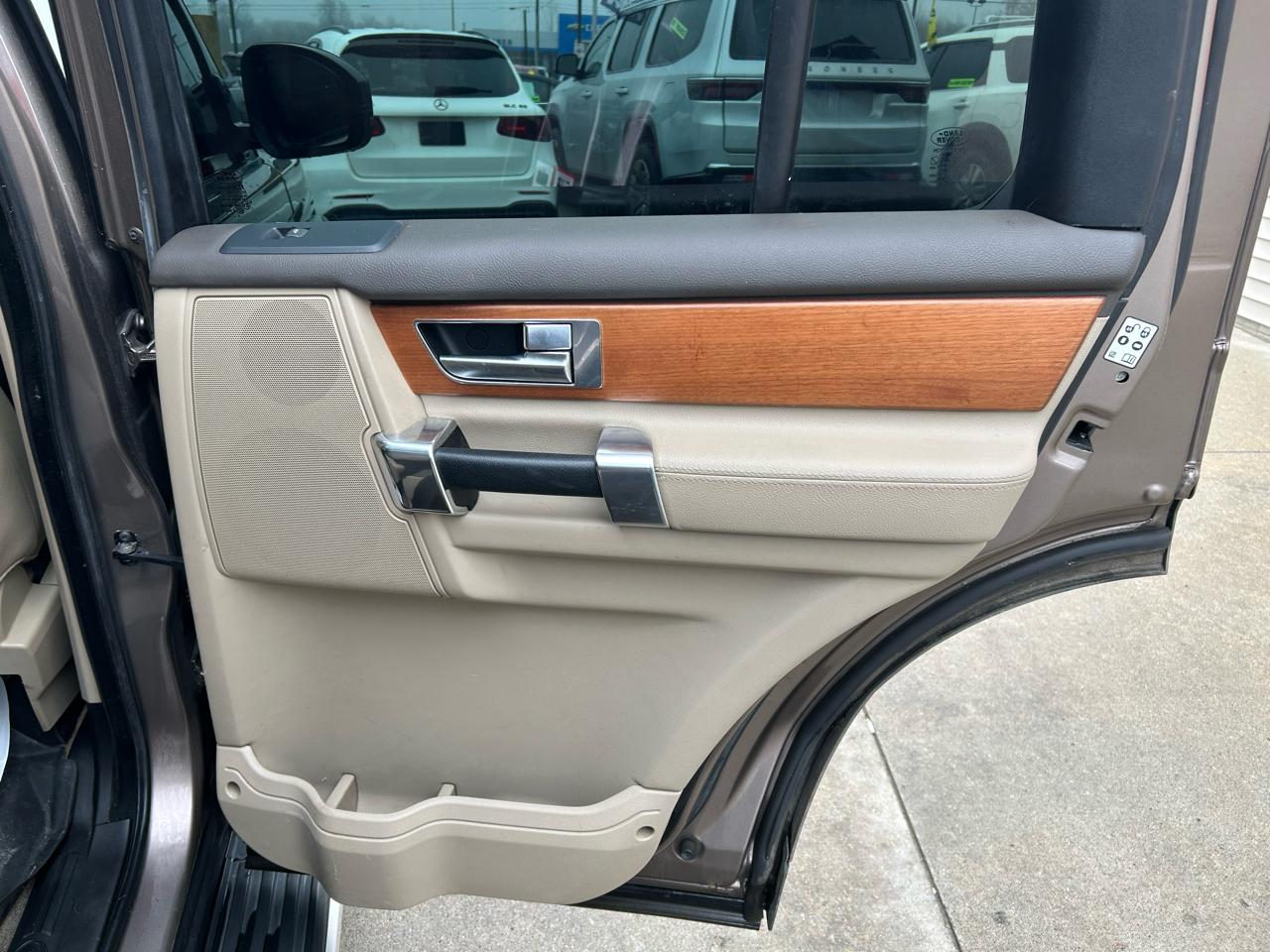 Land Rover LR4 HSE 2016