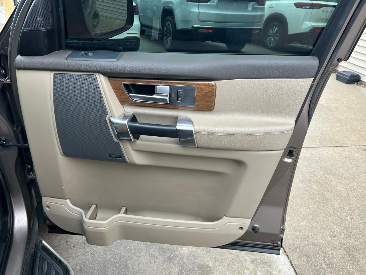 Land Rover LR4 HSE 2016