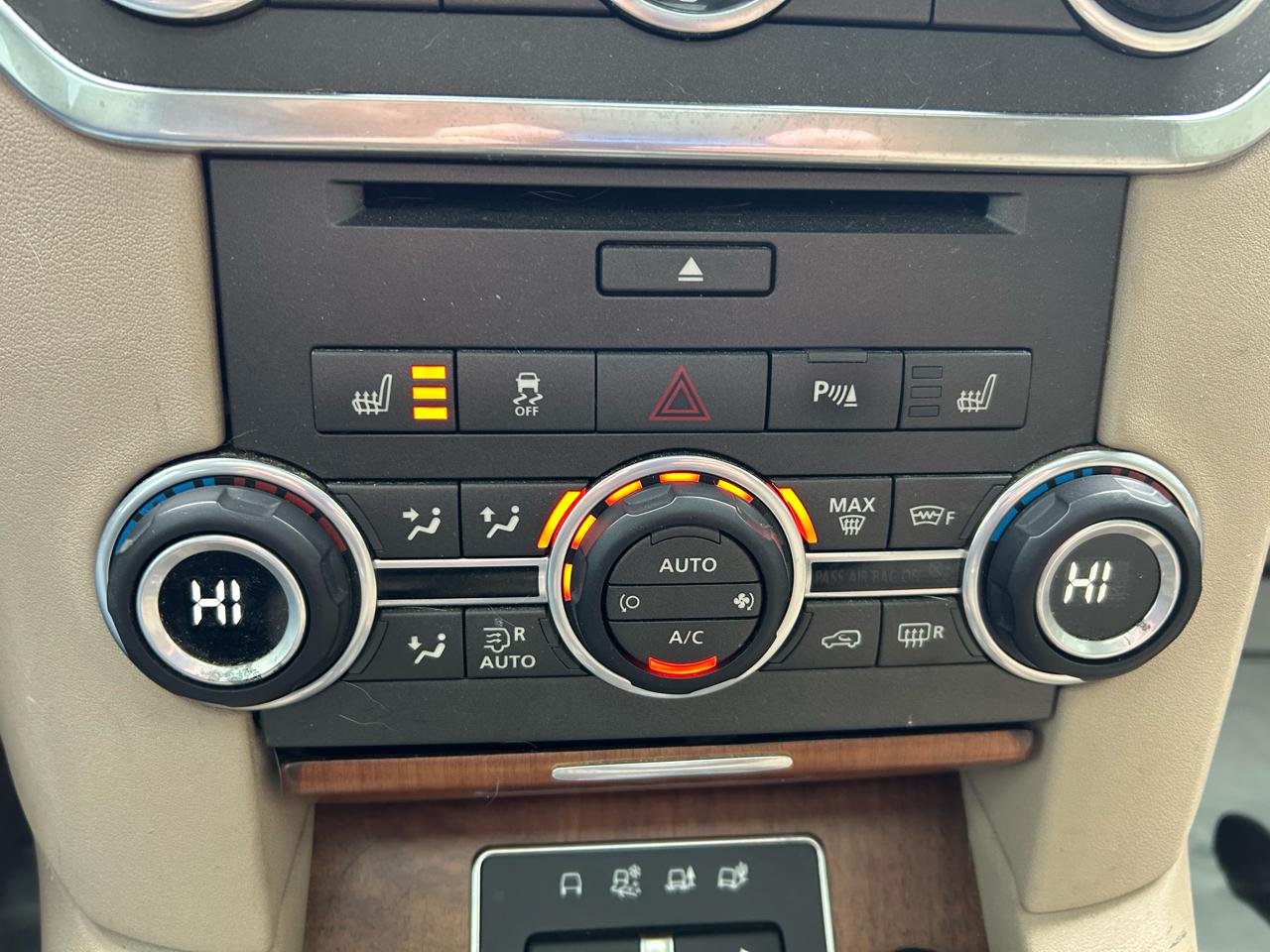 Land Rover LR4 HSE 2016