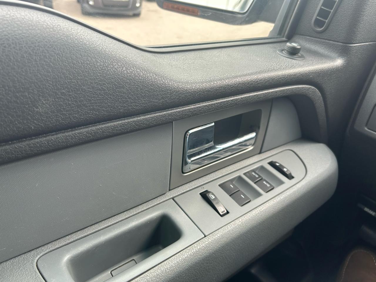 Ford F-150 FX4 SuperCab 6.5-ft. Bed 4WD 2011