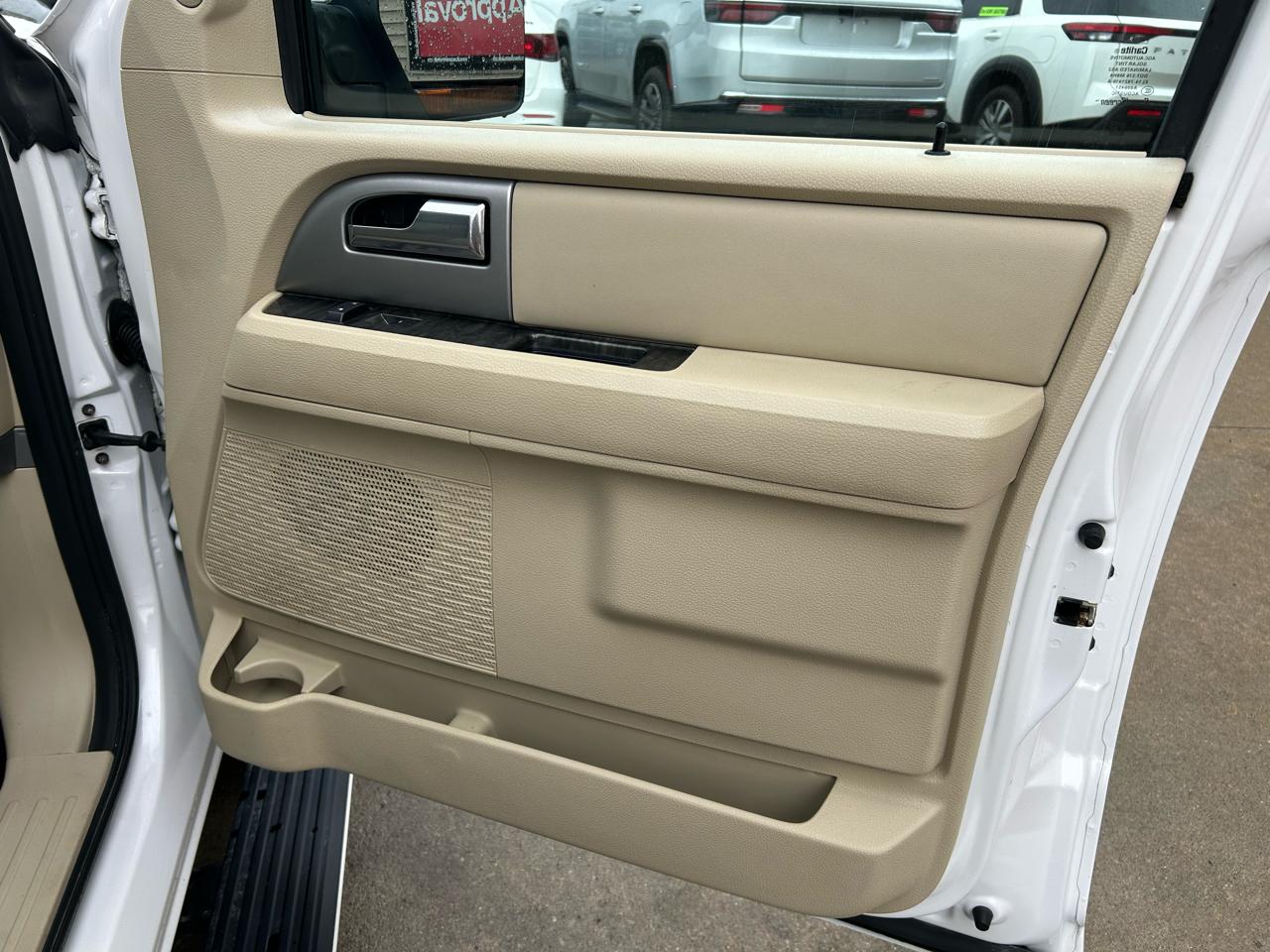 Ford Expedition Limited 4WD 2015