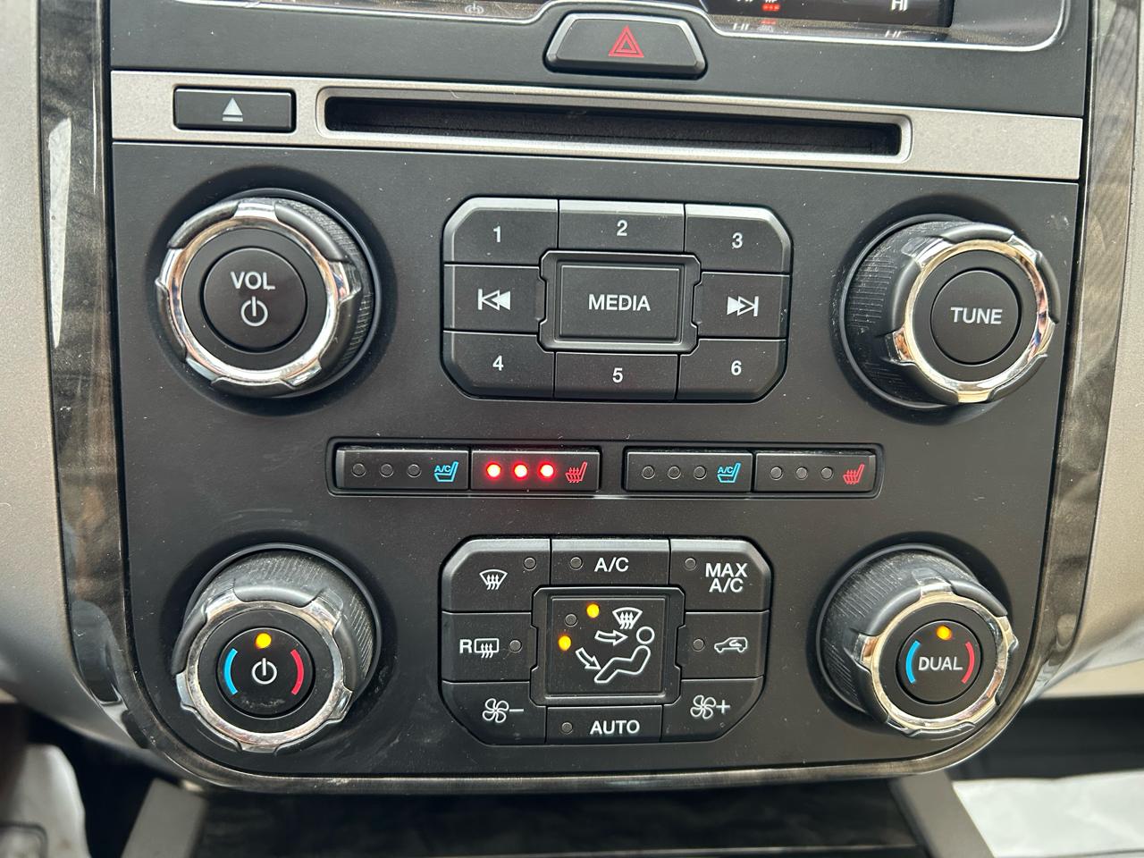 Ford Expedition Limited 4WD 2015