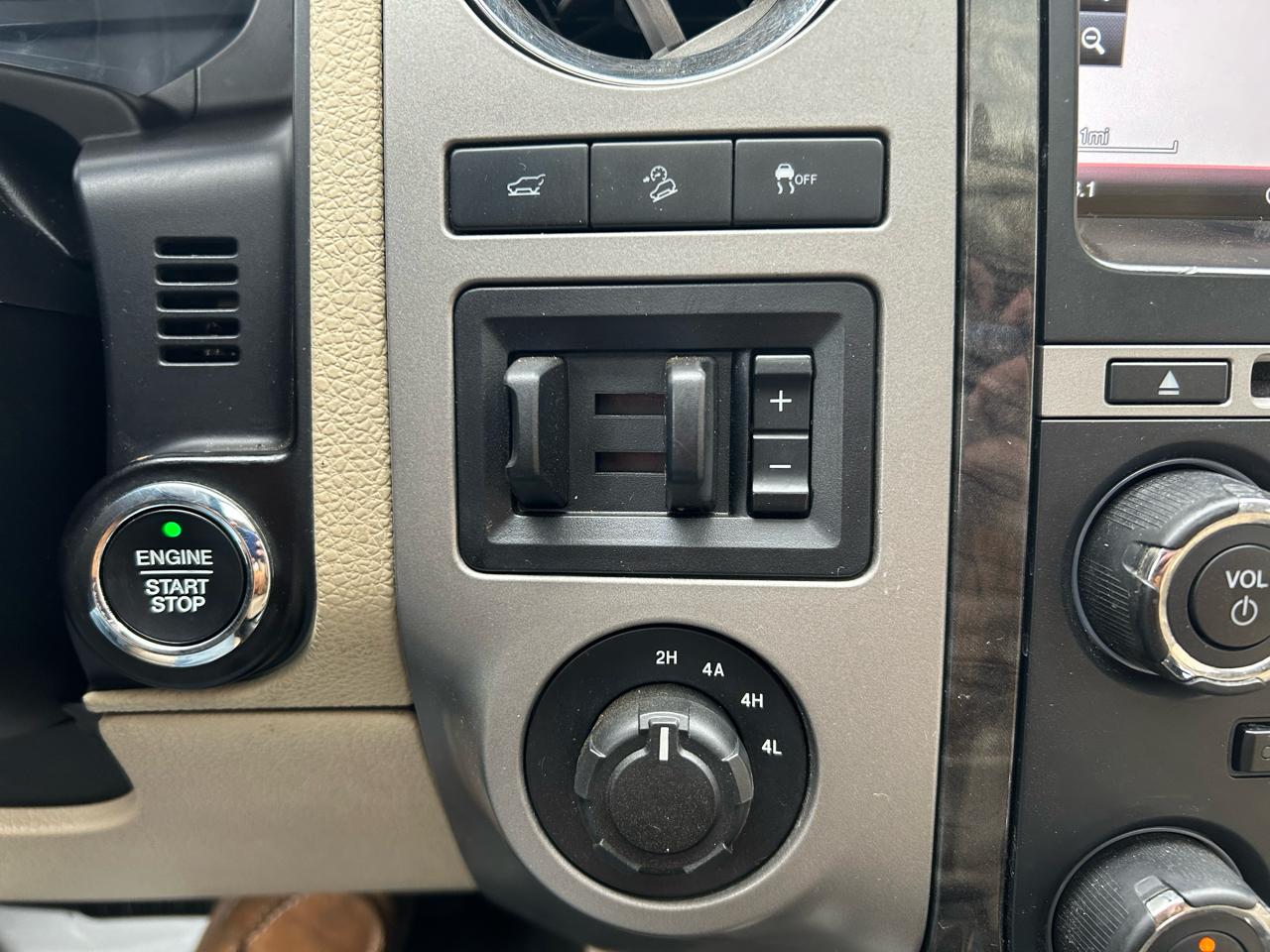 Ford Expedition Limited 4WD 2015