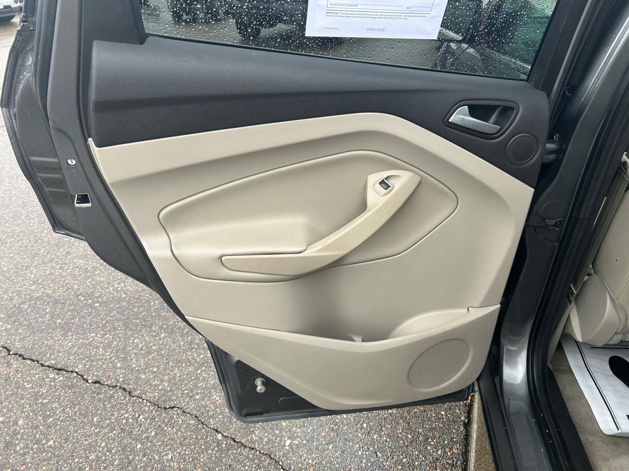 Ford Escape Titanium 4WD 2014