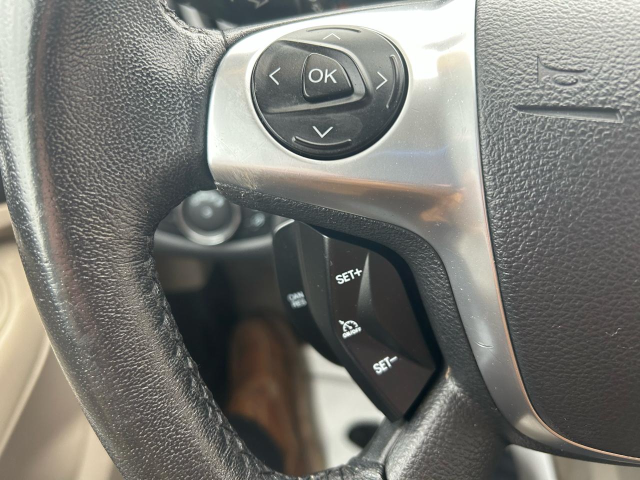 Ford Escape Titanium 4WD 2014