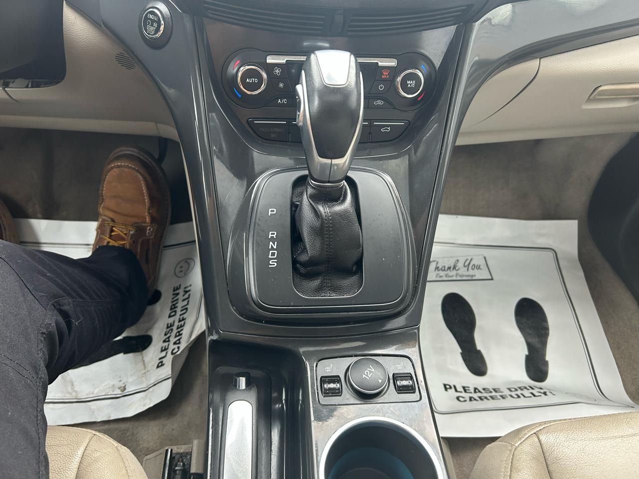 Ford Escape Titanium 4WD 2014