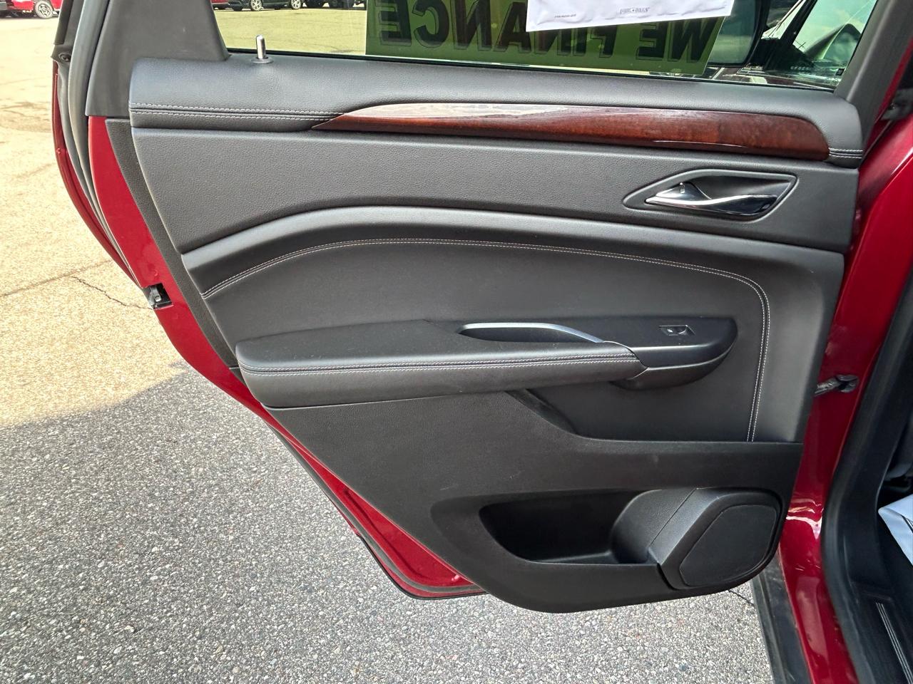 Cadillac SRX Luxury Collection 2013