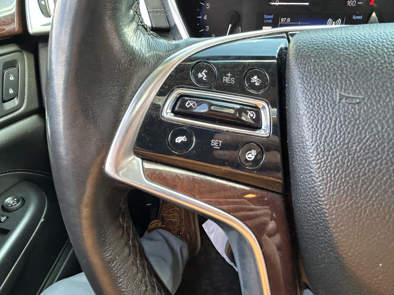 Cadillac SRX Luxury Collection 2013