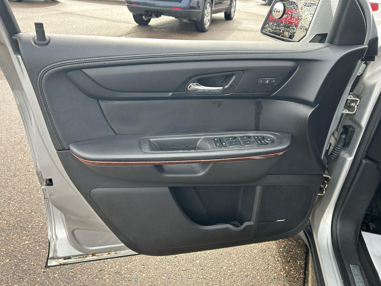 Chevrolet Traverse LTZ FWD 2013