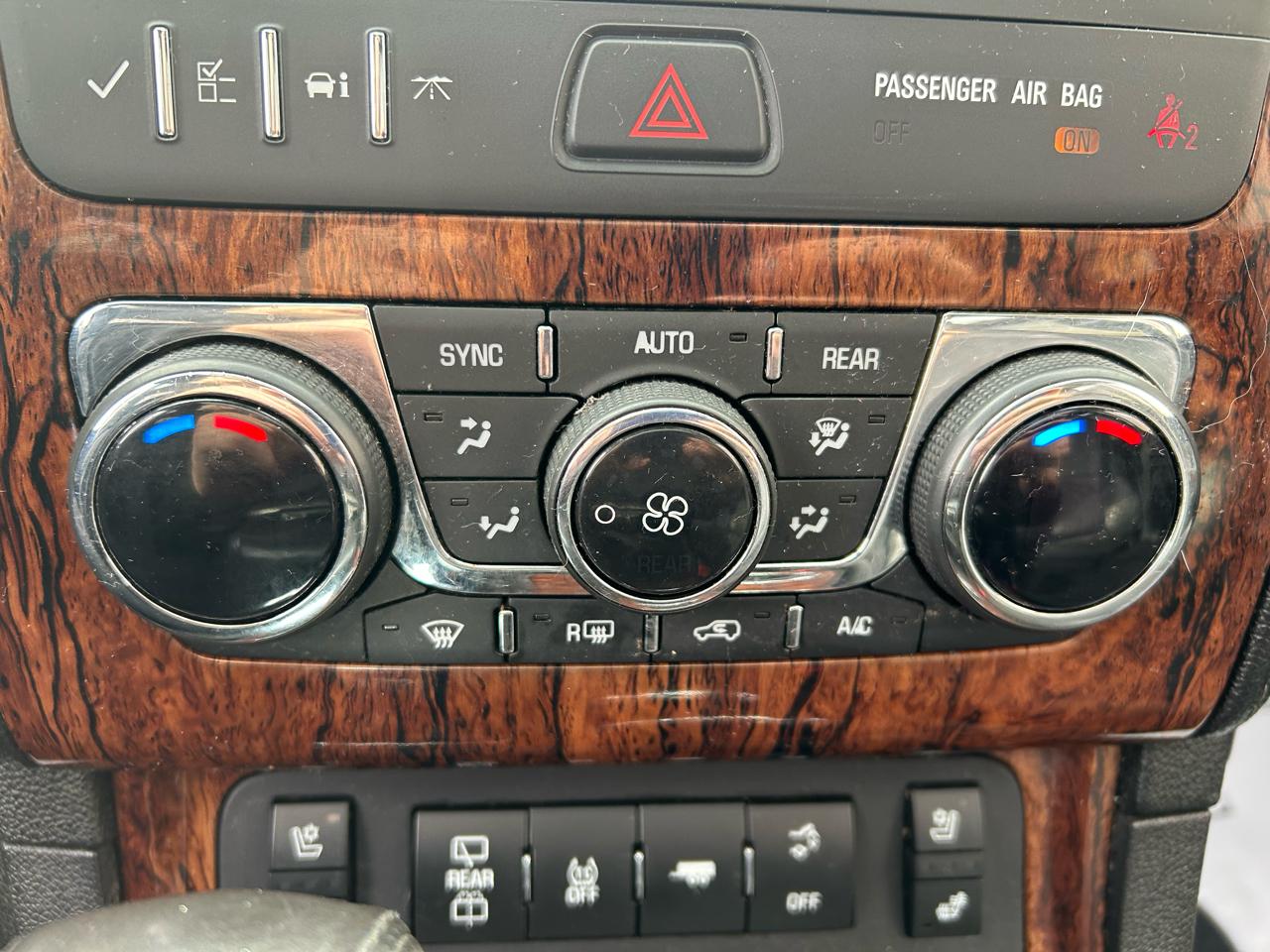 Chevrolet Traverse LTZ FWD 2013