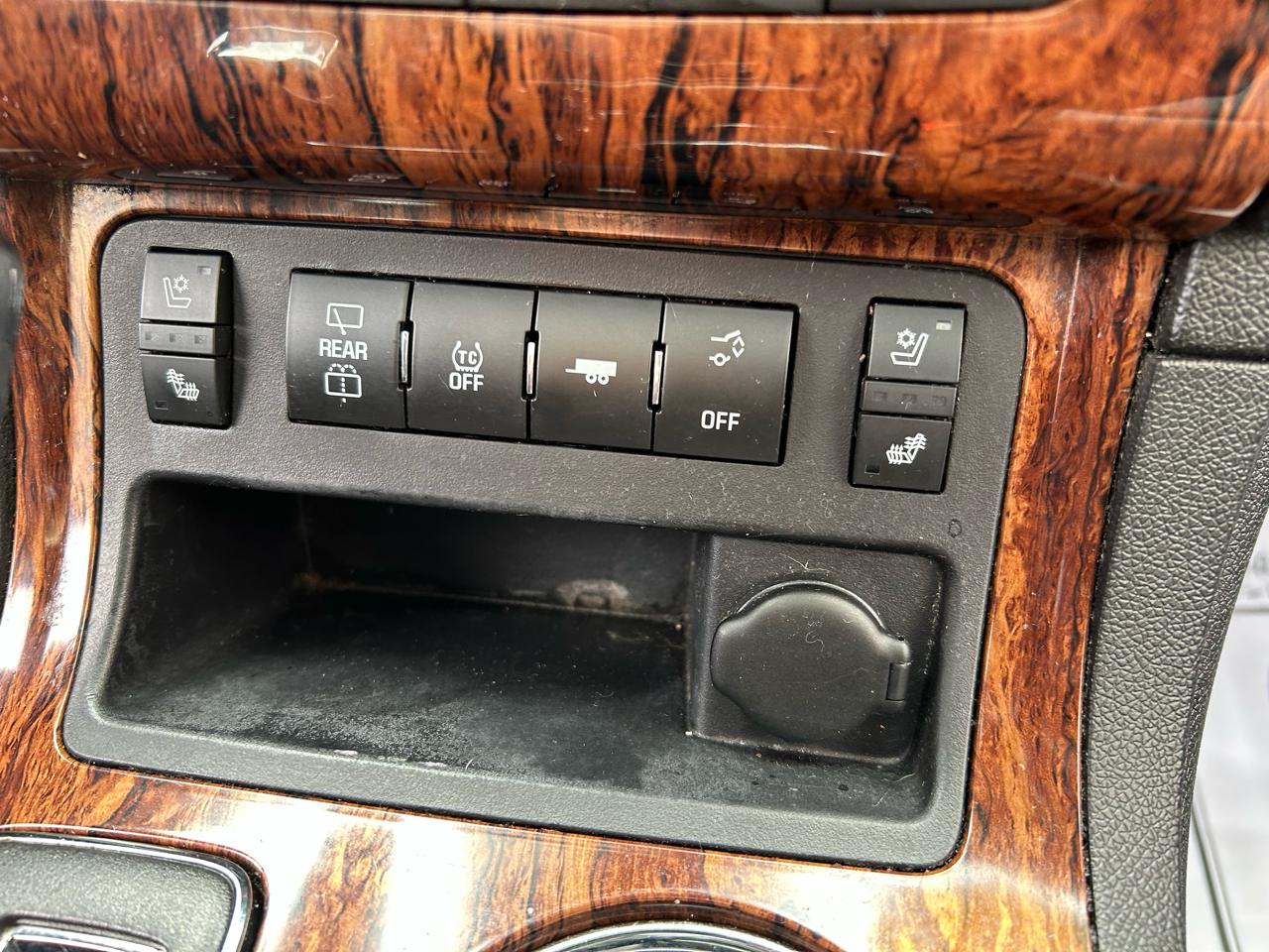 Chevrolet Traverse LTZ FWD 2013