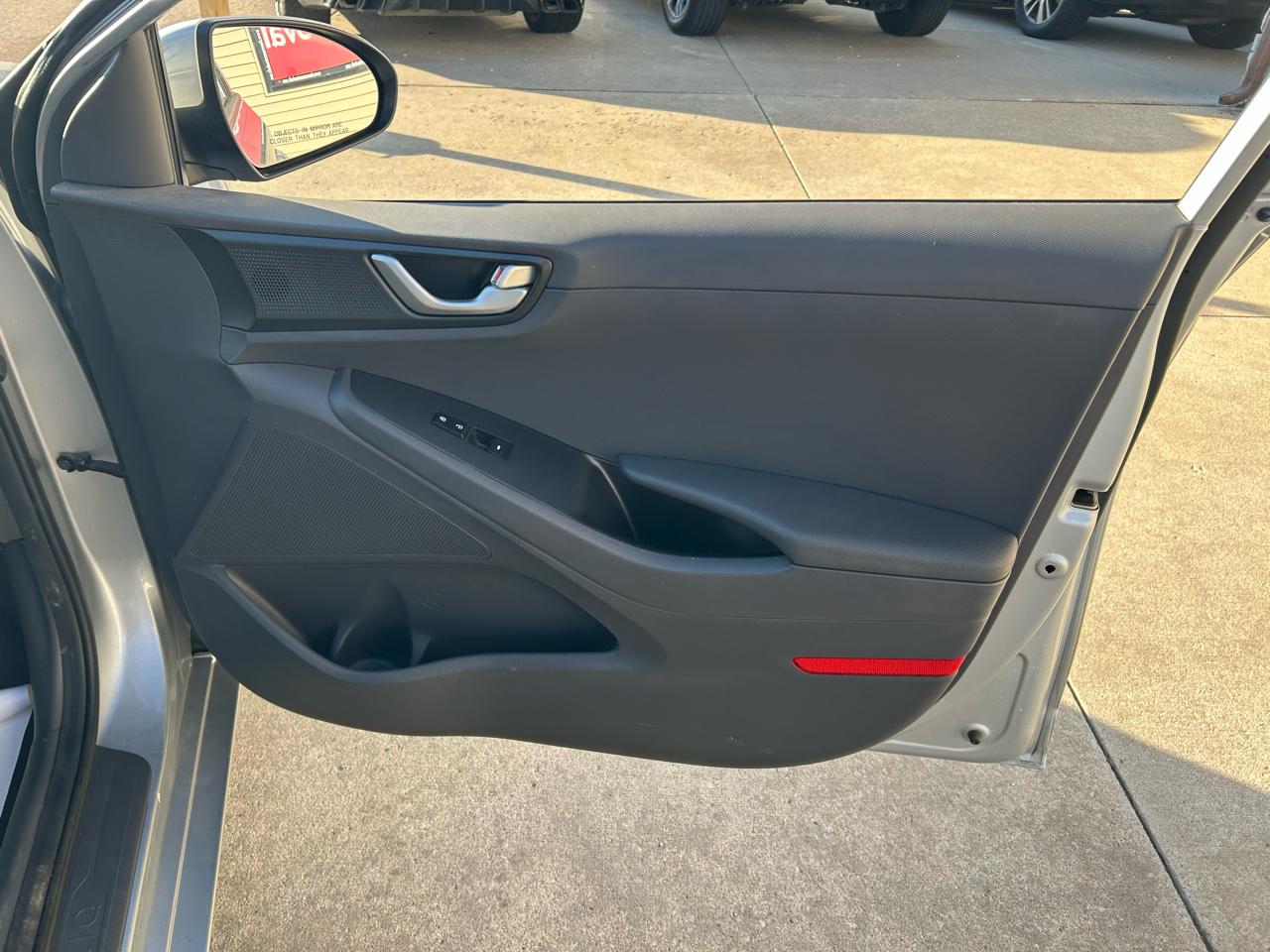 Hyundai Ioniq Plug-In Hybrid Base 2019