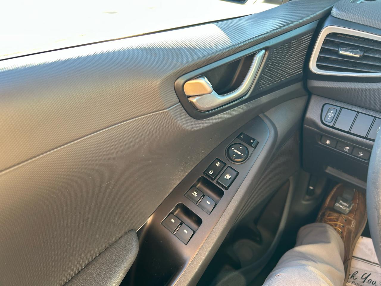 Hyundai Ioniq Plug-In Hybrid Base 2019