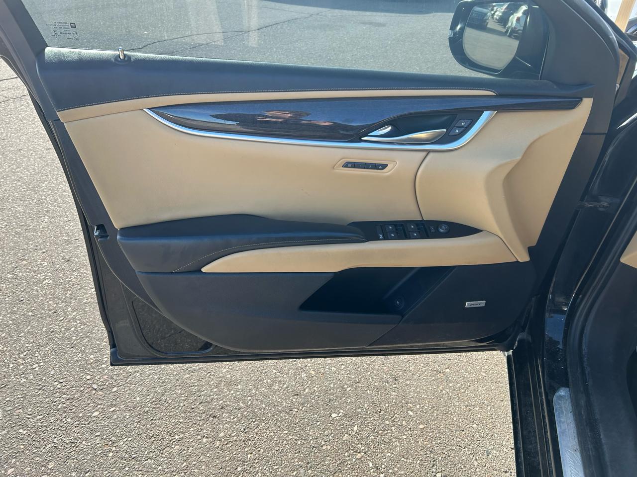 Cadillac XTS Premium AWD 2013