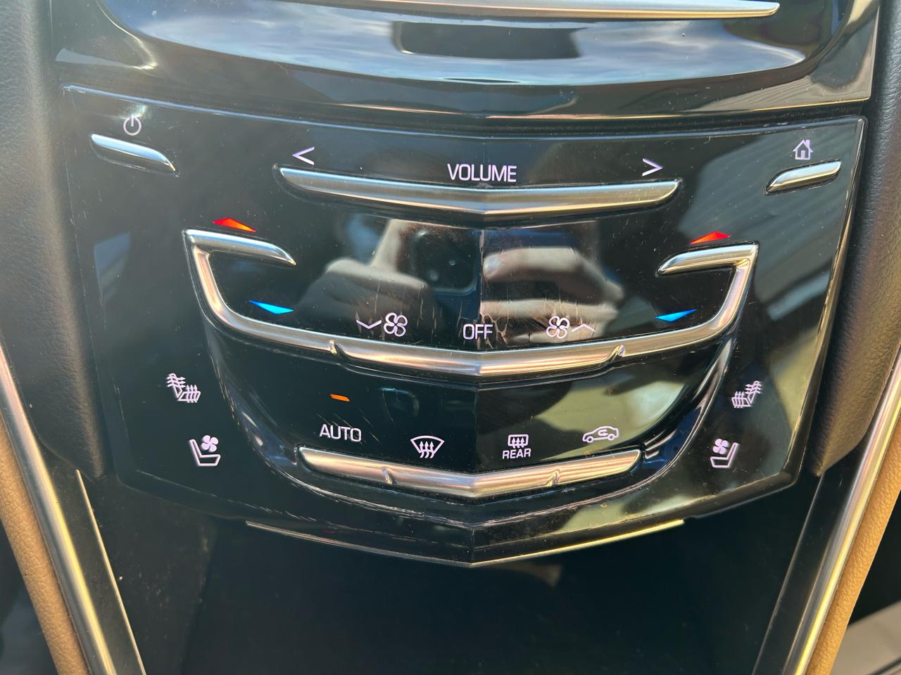 Cadillac XTS Premium AWD 2013