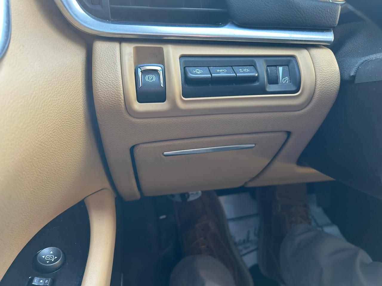 Cadillac XTS Premium AWD 2013