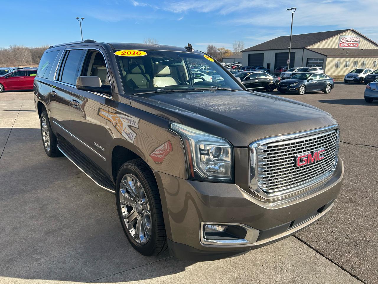 GMC Yukon XL Denali 4WD 2016