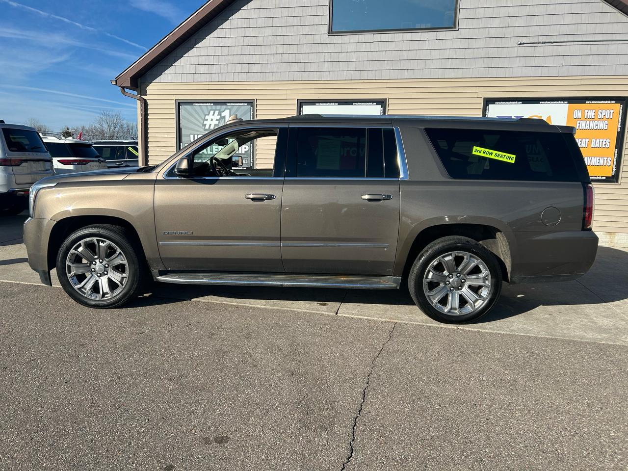 GMC Yukon XL Denali 4WD 2016
