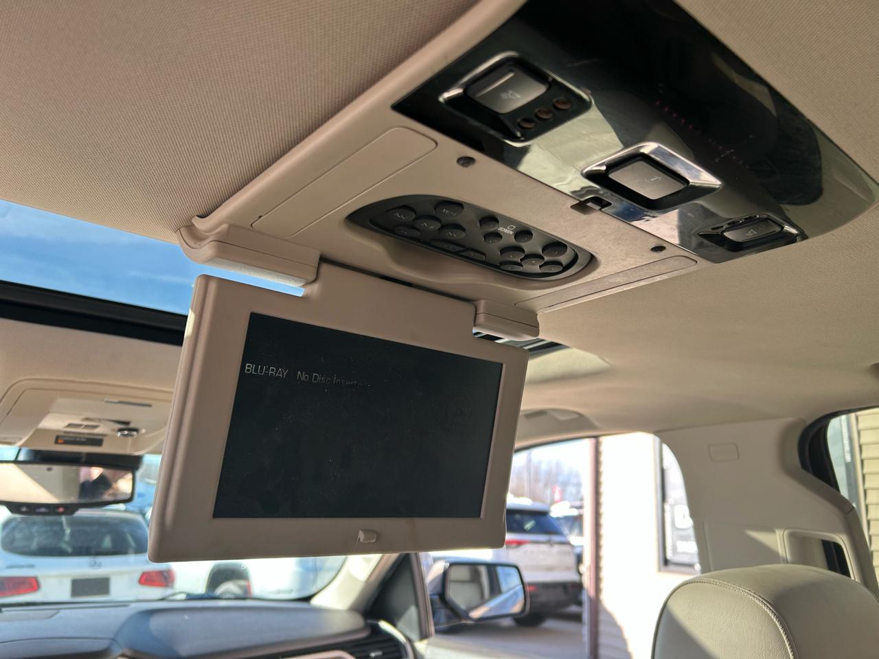 GMC Yukon XL Denali 4WD 2016