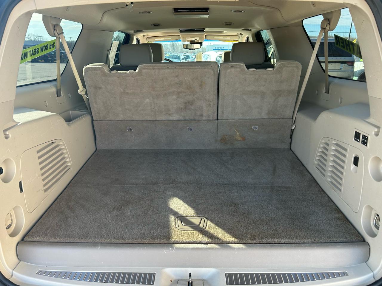 GMC Yukon XL Denali 4WD 2016