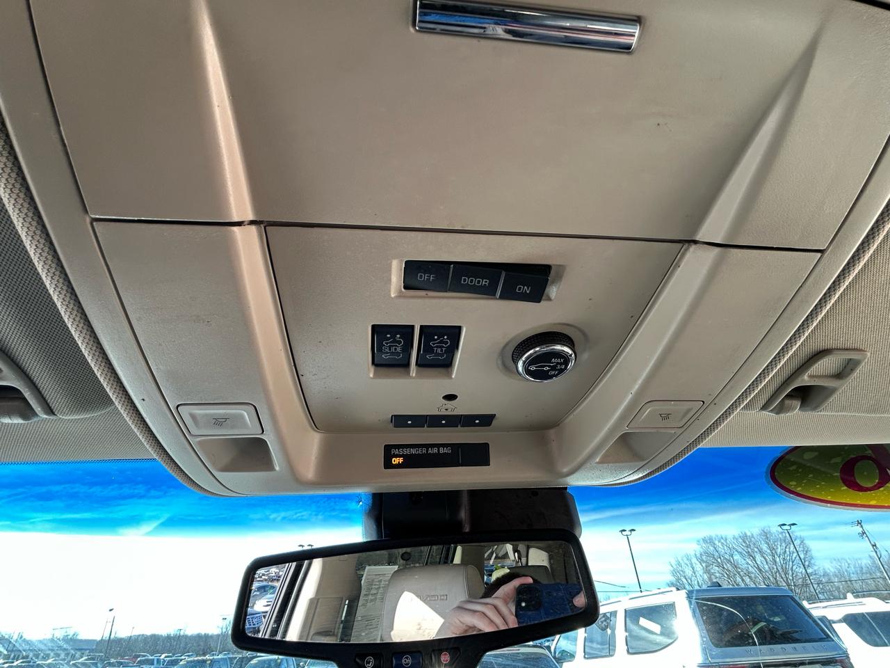 GMC Yukon XL Denali 4WD 2016