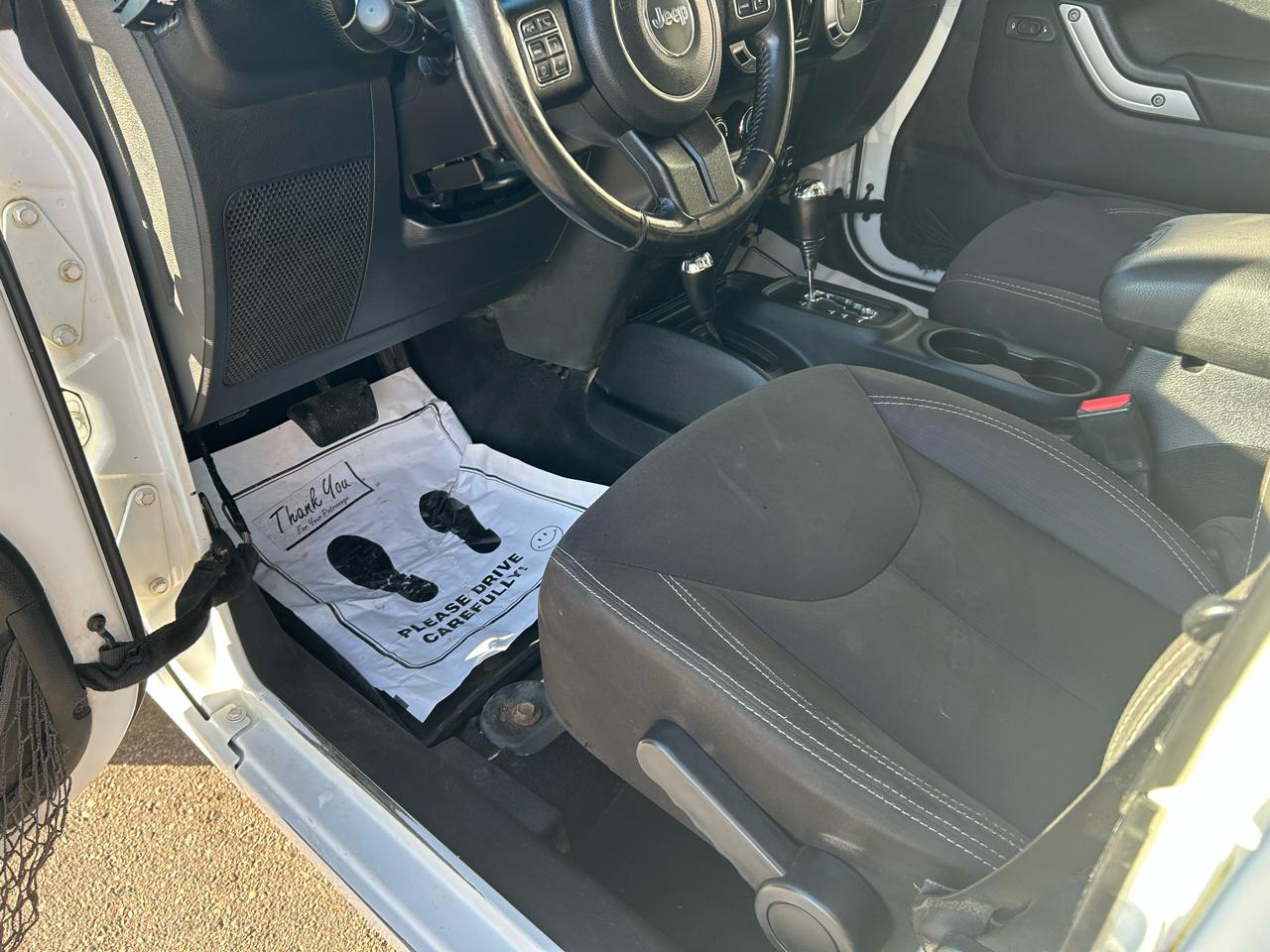 Jeep Wrangler Unlimited Sahara 4WD 2014