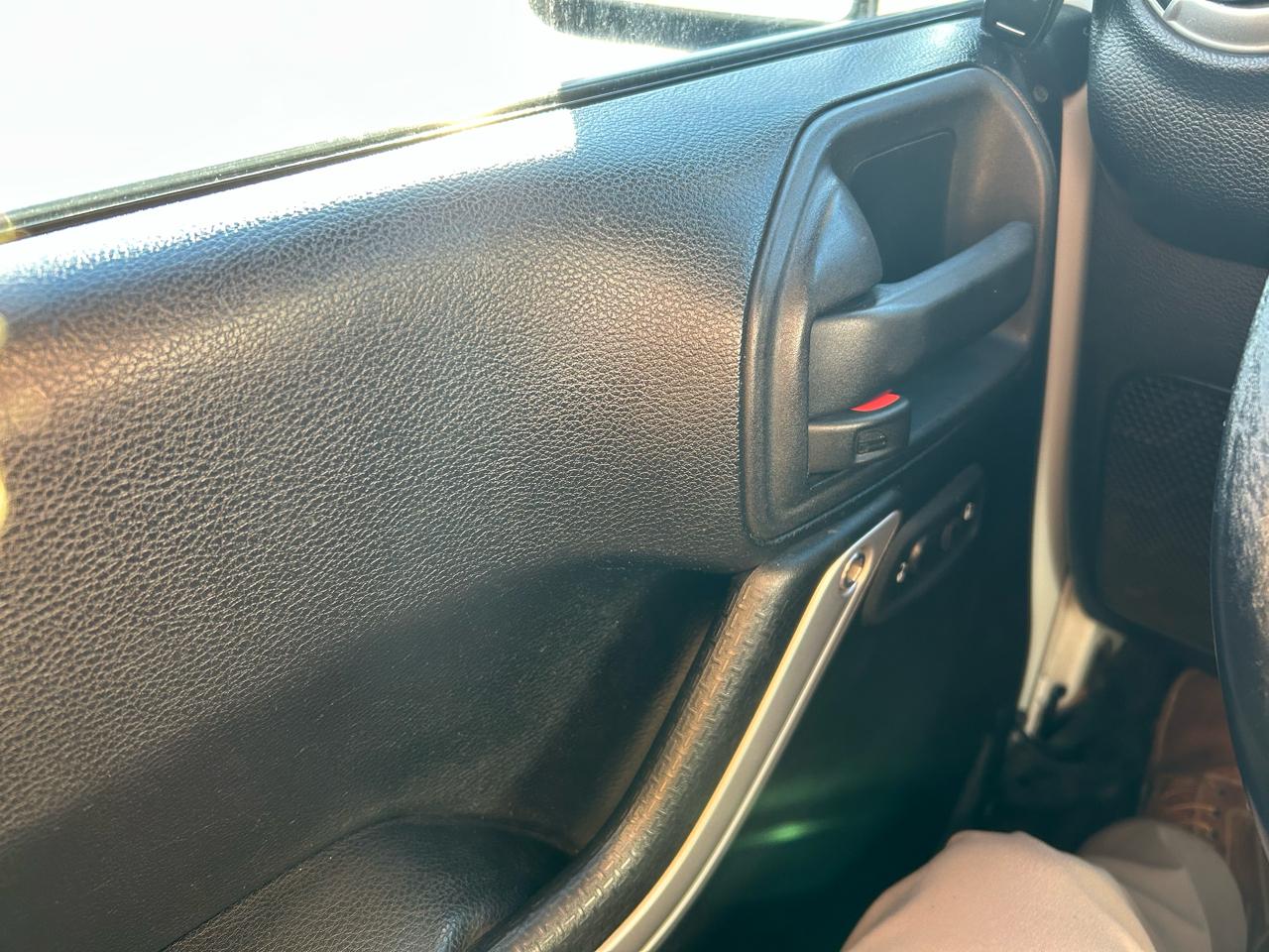 Jeep Wrangler Unlimited Sahara 4WD 2014