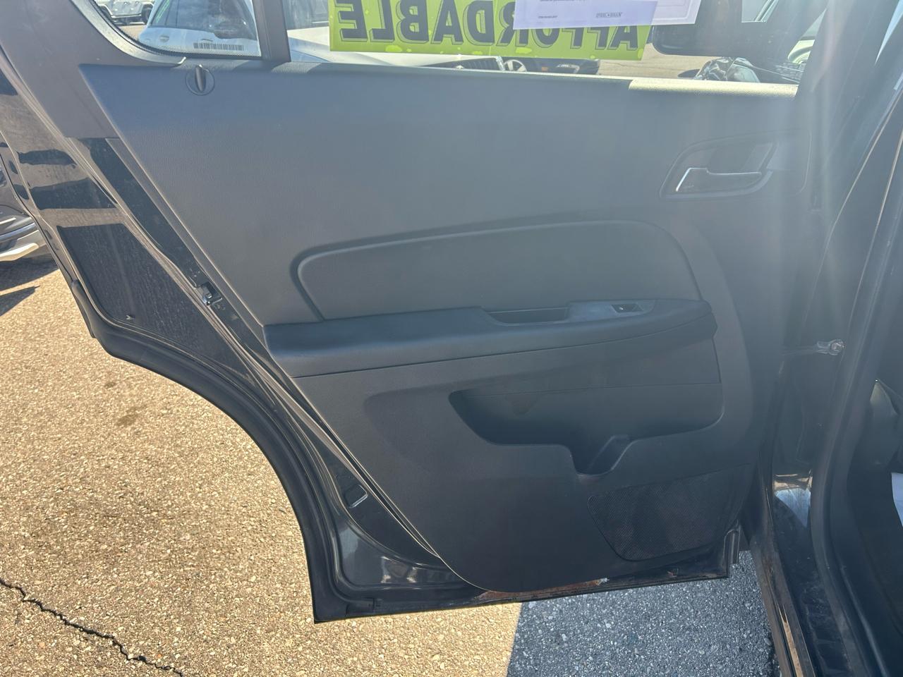 Chevrolet Equinox 1LT 2WD 2011