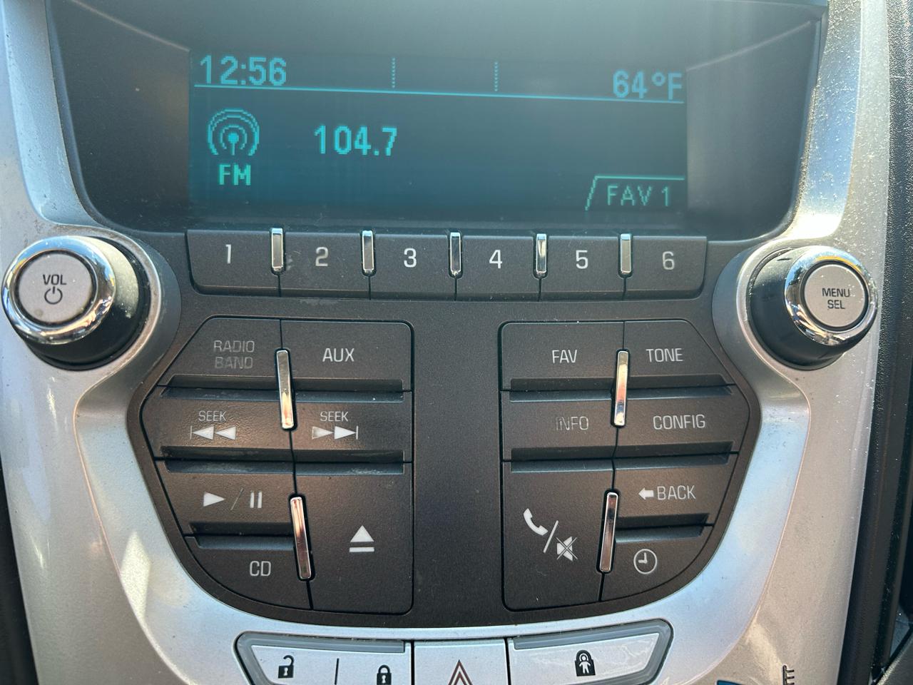 Chevrolet Equinox 1LT 2WD 2011