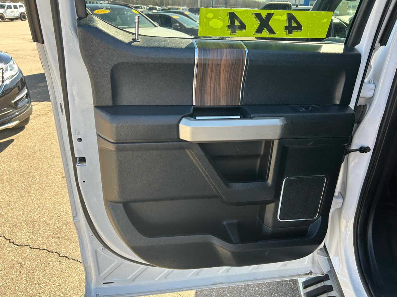 Ford F-150 Lariat SuperCrew 5.5-ft. Bed 4WD 2016