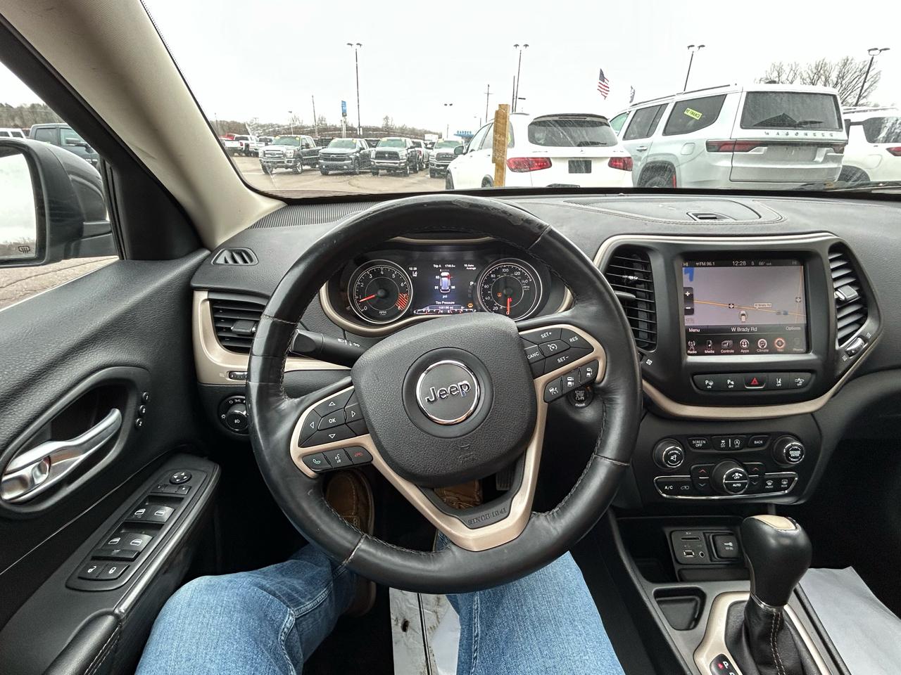 Jeep Cherokee Limited FWD 2015