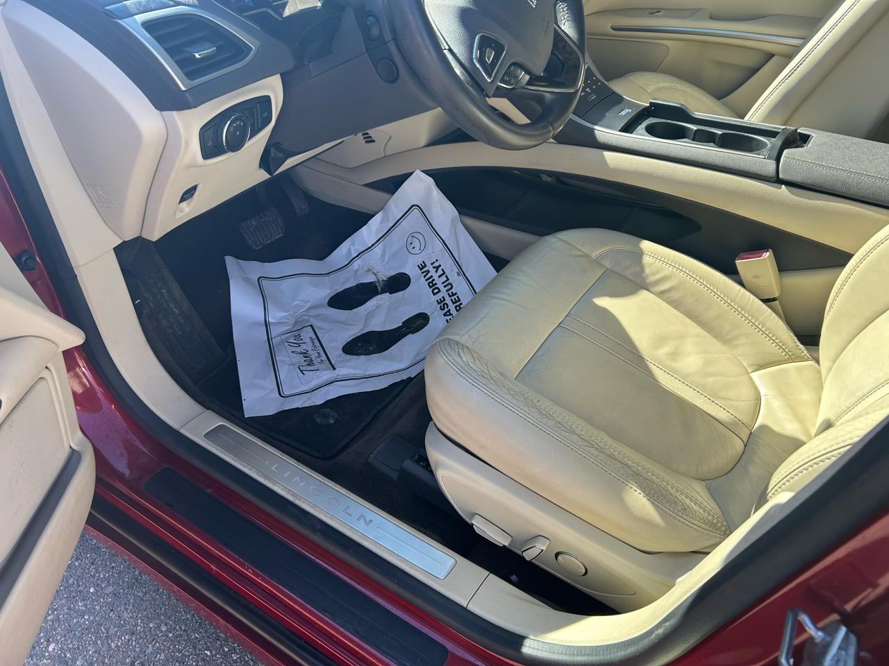 Lincoln MKZ Hybrid Sedan 2015