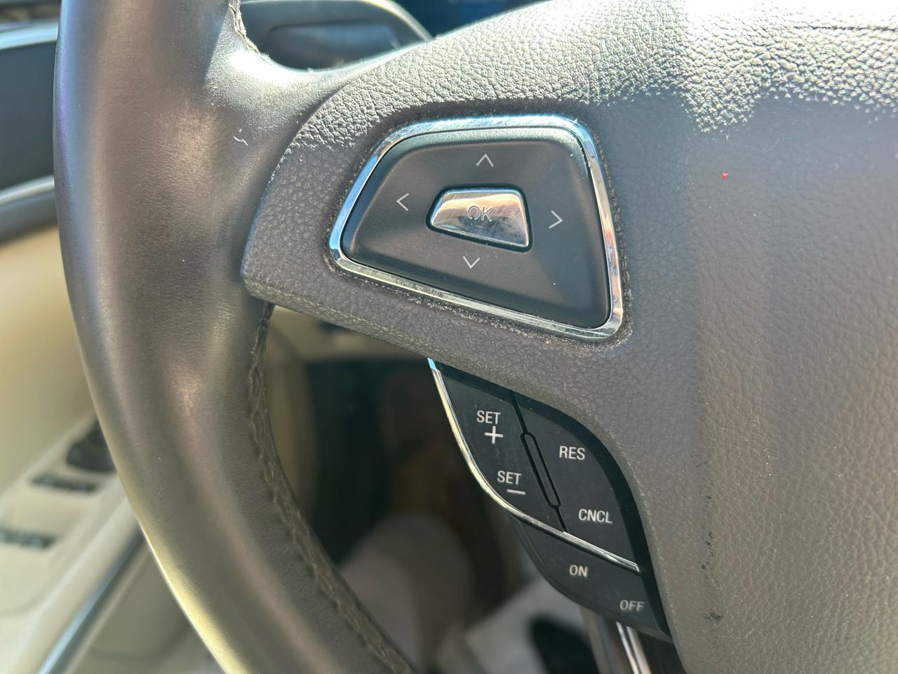 Lincoln MKZ Hybrid Sedan 2015