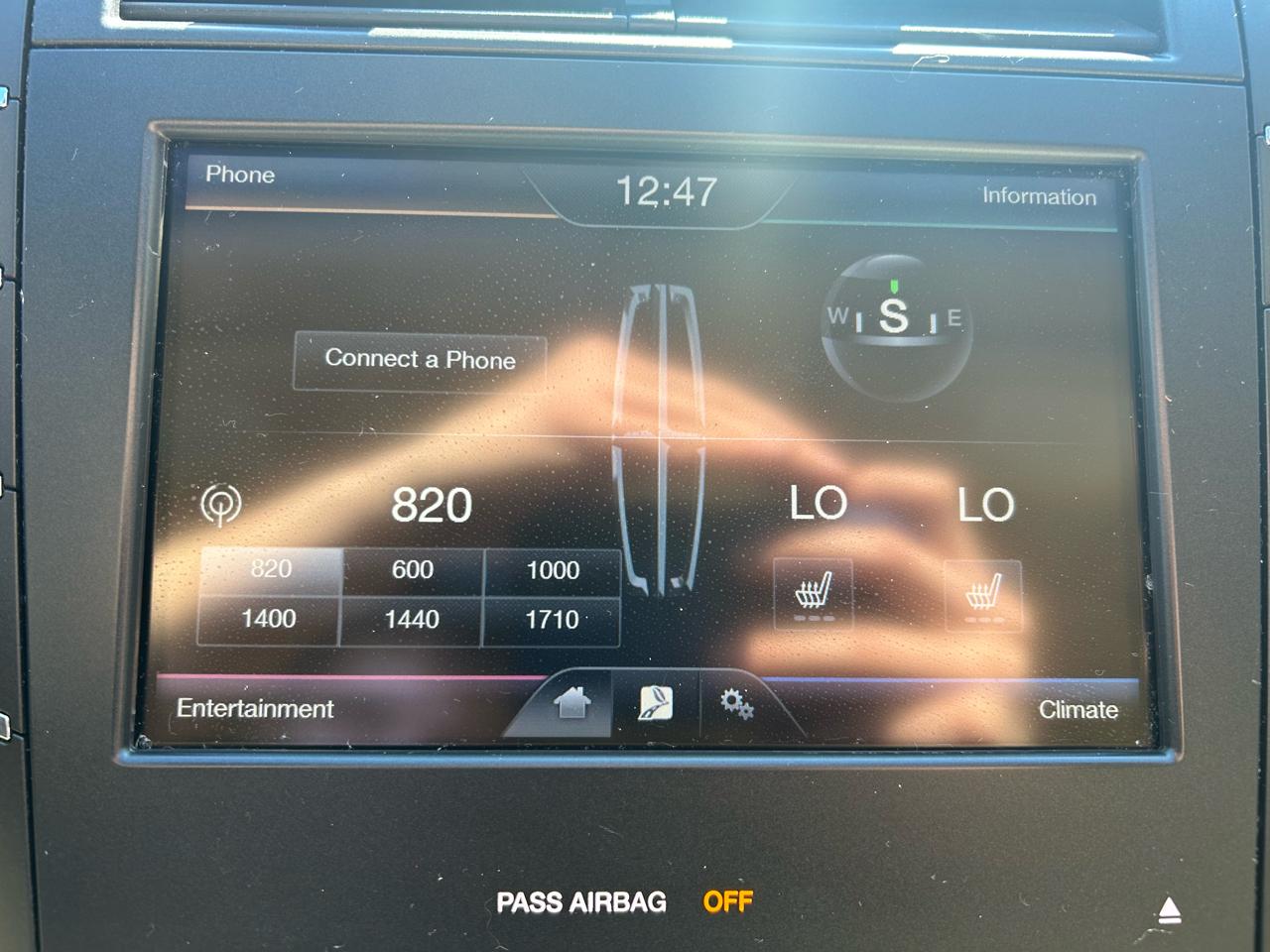 Lincoln MKZ Hybrid Sedan 2015