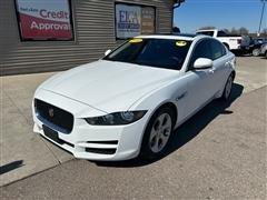 2018 Jaguar XE 