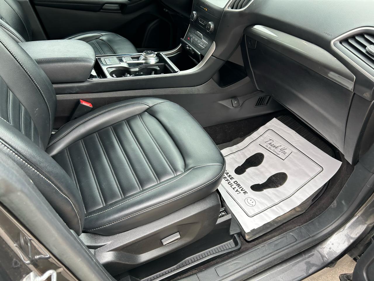 Ford Edge SEL FWD 2019