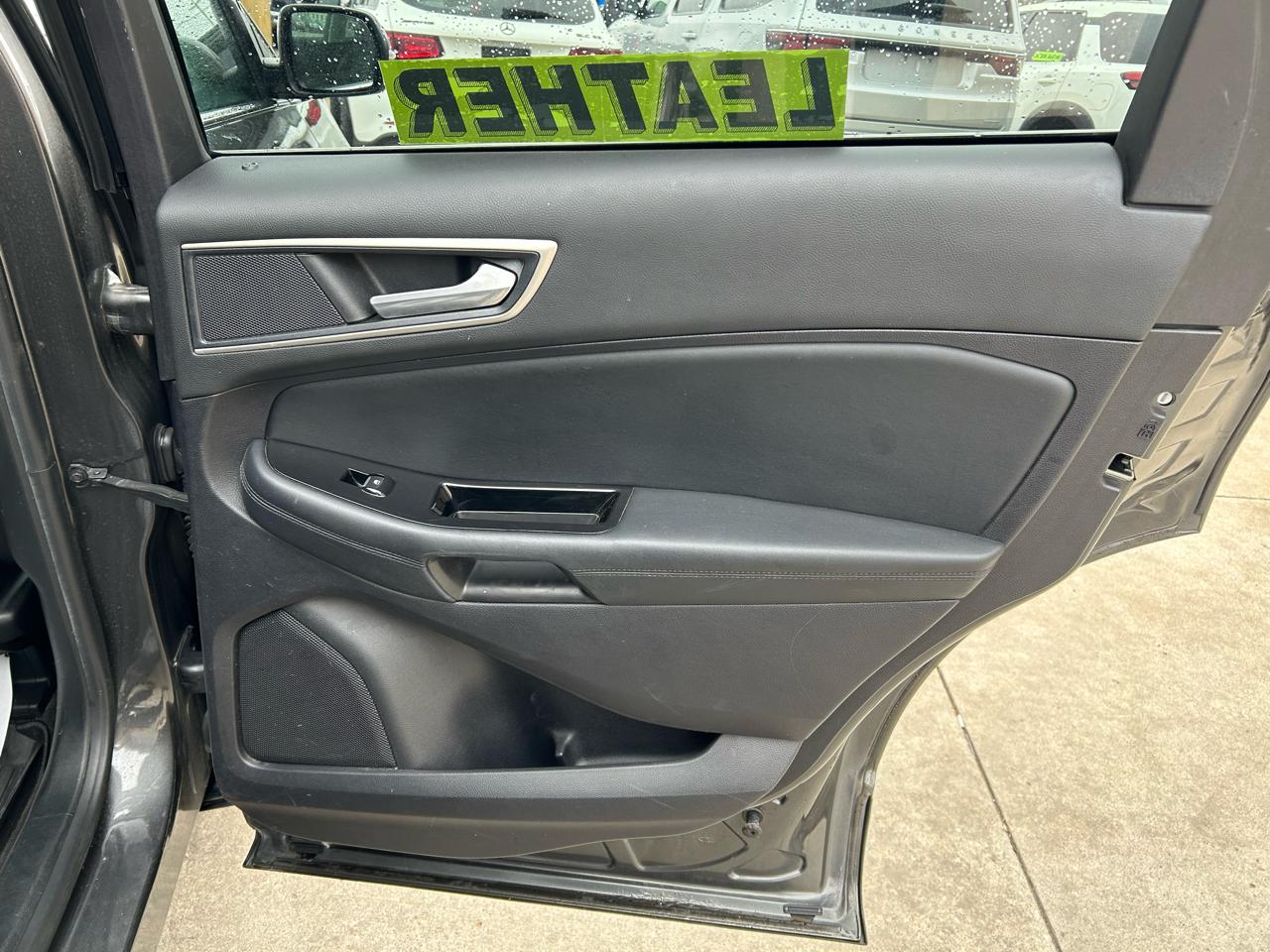 Ford Edge SEL FWD 2019