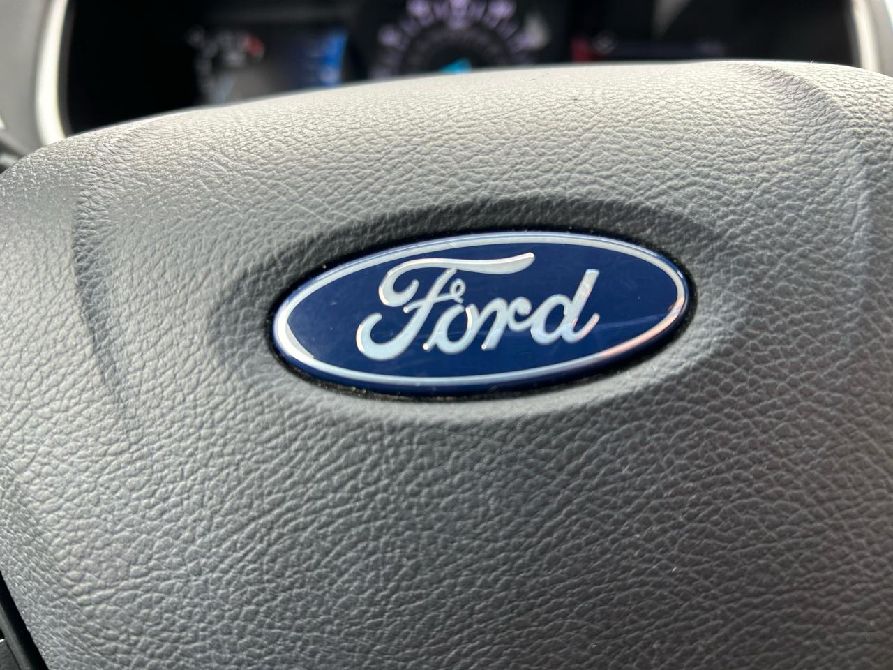 Ford Edge SEL FWD 2019