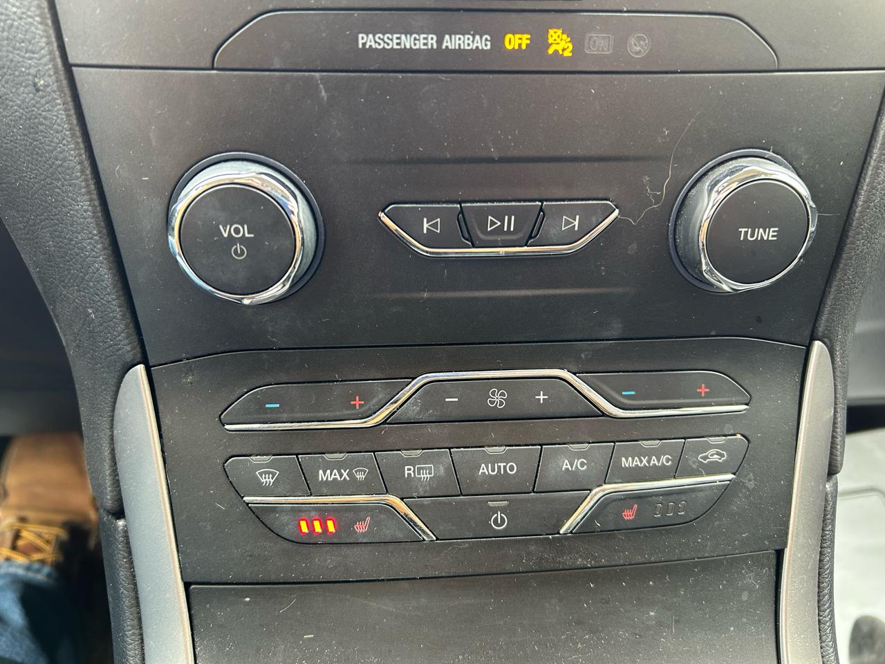 Ford Edge SEL FWD 2019