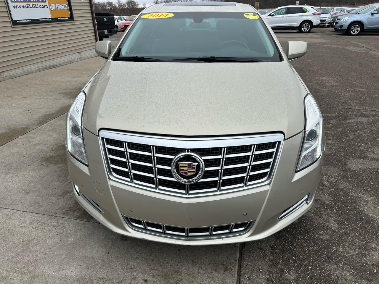 Cadillac XTS Luxury FWD 2014